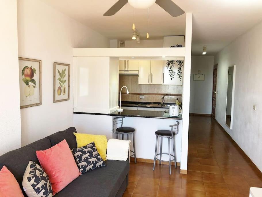 Apartamento Lucia Garden City Con Piscina Climatizada Playa Feñabe المظهر الخارجي الصورة